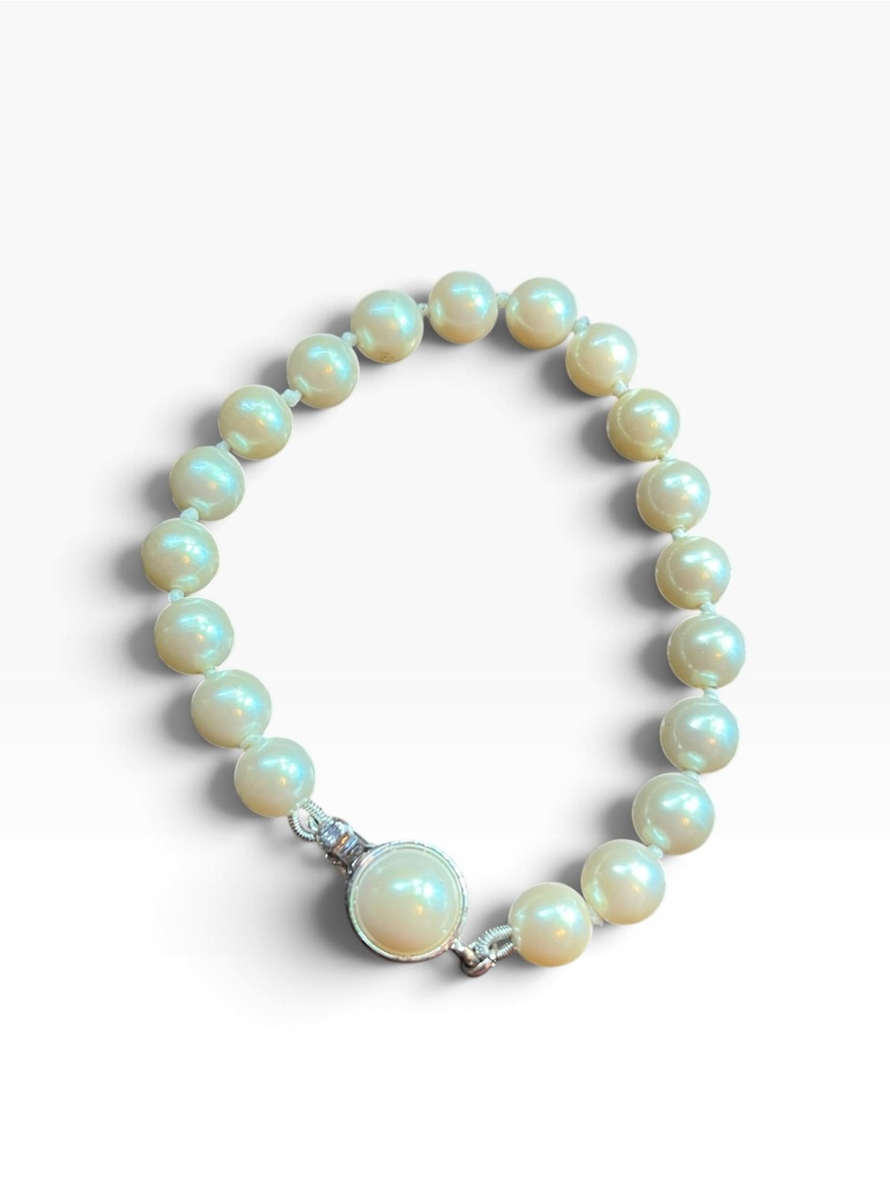 Carolee Vintage Faux Pearl Bracelet Ivory Single Strand